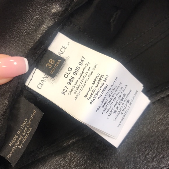 🎁 Versace Black High Waisted Skinny Leather Pants - Picture 10 of 14